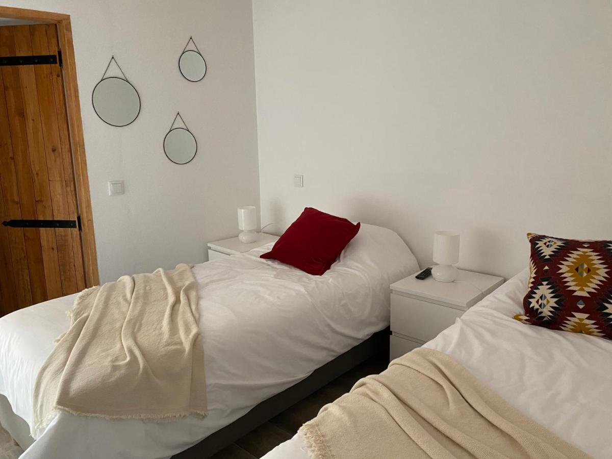 Casa Da Igrejja Panzió Almodôvar Kültér fotó